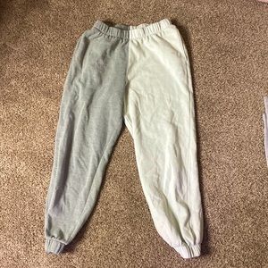 SIZE M, Hollister split grey/white, ultra high-rise sweatpants!